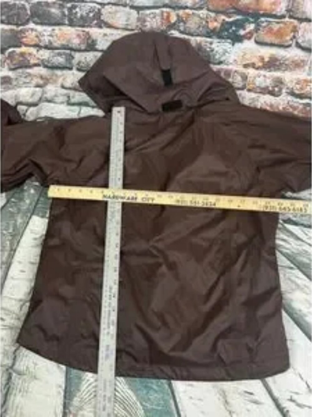 Columbia Sportswear Titanium hooded rain jacket - Picture 6 of 6